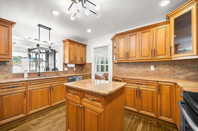 1406 SOUTHRIDGE DRIVE, Clearwater, FL 33756