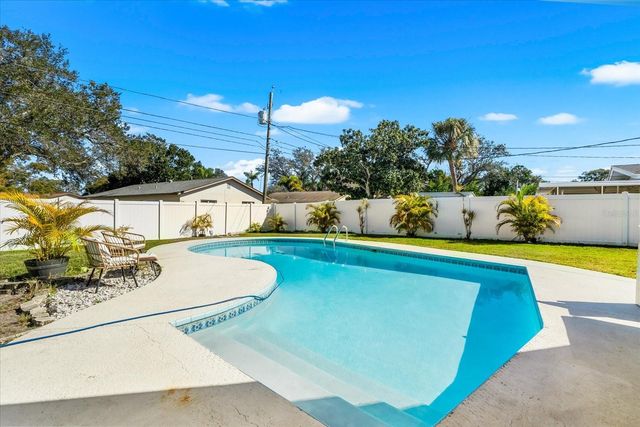 1406 SOUTHRIDGE DRIVE, Clearwater, FL 33756