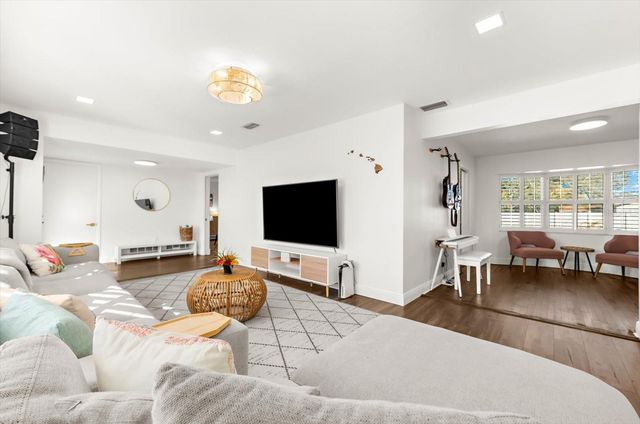 1406 SOUTHRIDGE DRIVE, Clearwater, FL 33756