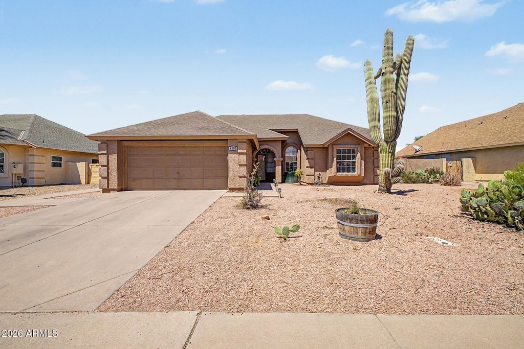 4308 E JUANITA Avenue, Gilbert, AZ 85234