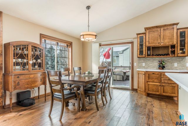 3141 S Newcastle Ct Court, Sioux Falls, SD 57110