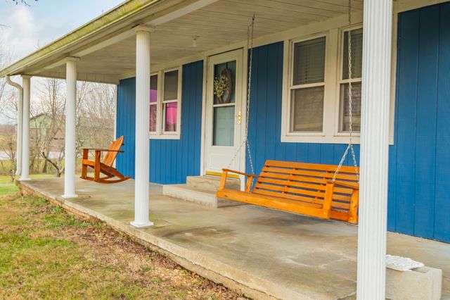 3324 Fredonia Rd, Manchester, TN 37355