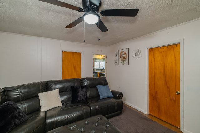 3324 Fredonia Rd, Manchester, TN 37355