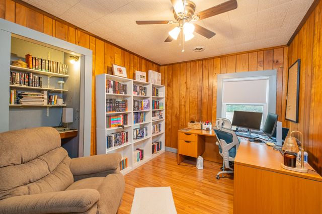 3324 Fredonia Rd, Manchester, TN 37355