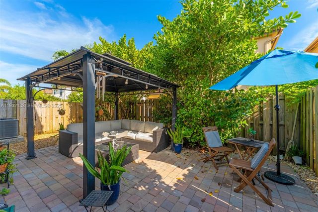 22813 SW 88th Path, Cutler Bay, FL 33190