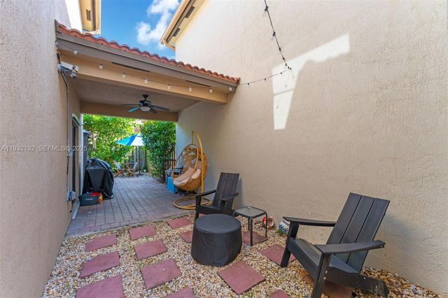 22813 SW 88th Path, Cutler Bay, FL 33190