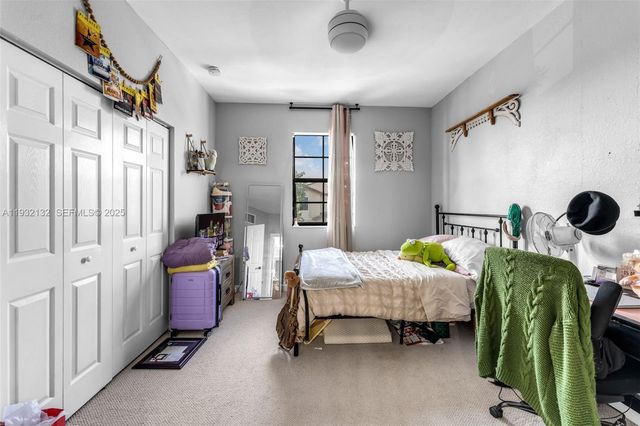 22813 SW 88th Path, Cutler Bay, FL 33190