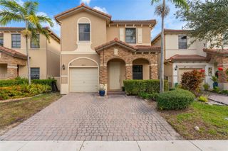 22813 SW 88th Path, Cutler Bay, FL 33190