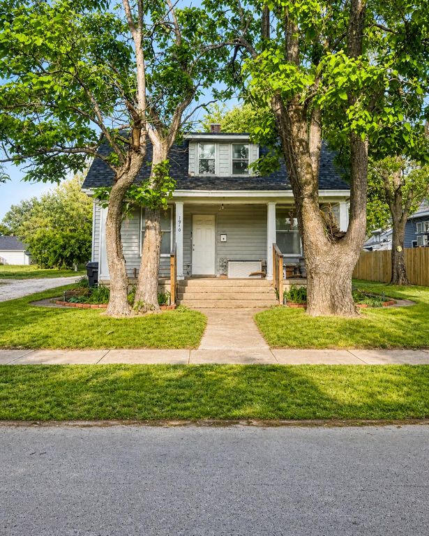 1910 N Park Avenue, Springfield, MO 65803