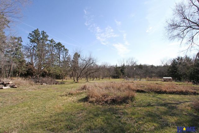 10430 Weeks Drive, Lincoln, NE 68516