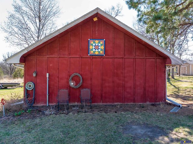 10430 Weeks Drive, Lincoln, NE 68516