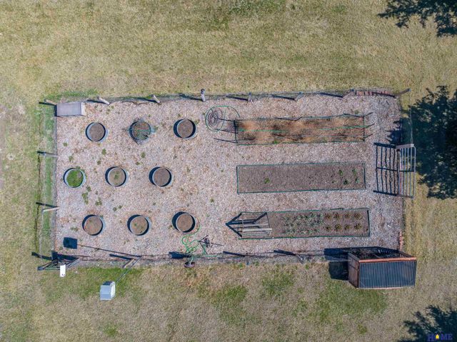 10430 Weeks Drive, Lincoln, NE 68516