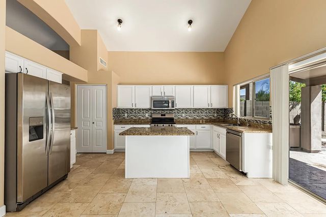 10441 E Hillery Drive, Scottsdale, AZ 85255