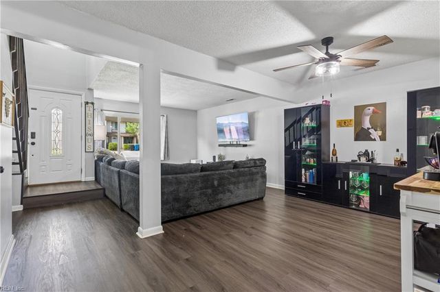 3600 Smokey Chamber DR, Virginia Beach, VA 23462