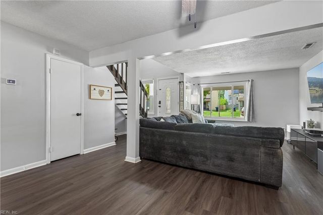 3600 Smokey Chamber DR, Virginia Beach, VA 23462
