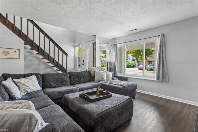 3600 Smokey Chamber DR, Virginia Beach, VA 23462