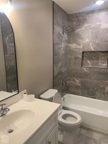 1406 South 8th Street, Paragould, AR 72450