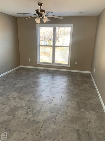 1406 South 8th Street, Paragould, AR 72450