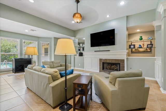 15702 Park Center Way, Houston, TX 77059