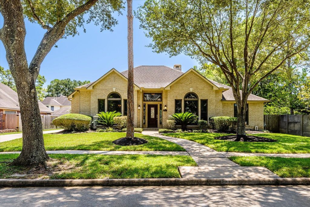 15702 Park Center Way, Houston, TX 77059