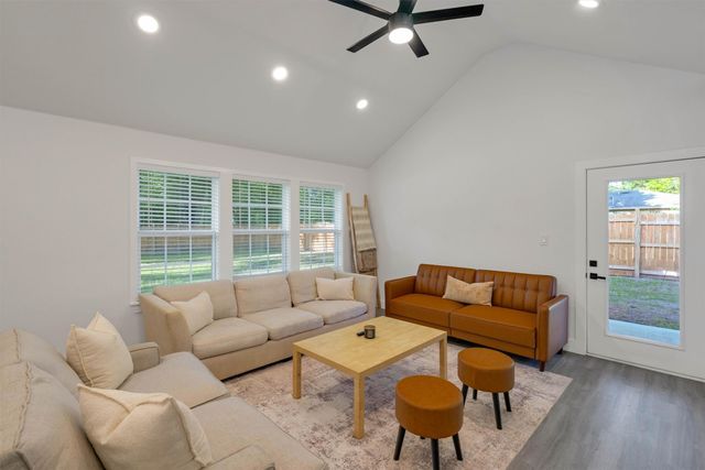 801 4th Street, Cooper, TX 75432