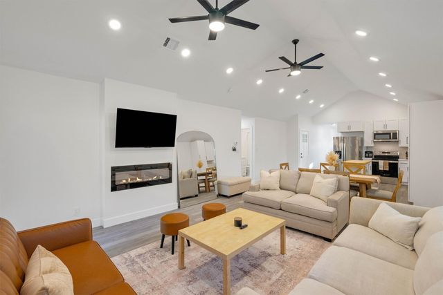 801 4th Street, Cooper, TX 75432