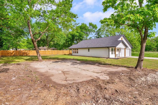 801 4th Street, Cooper, TX 75432