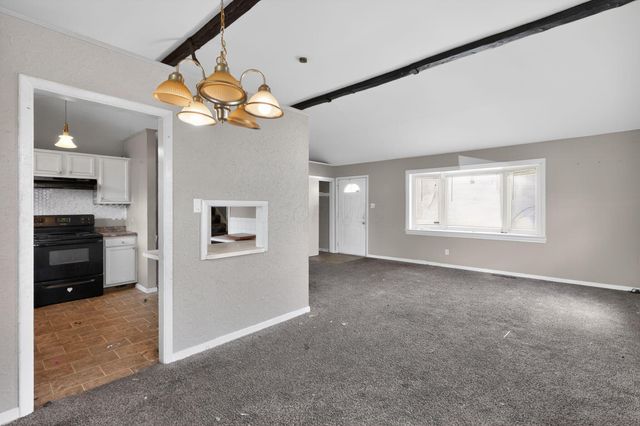 4487 Dundee Avenue, Columbus, OH 43227