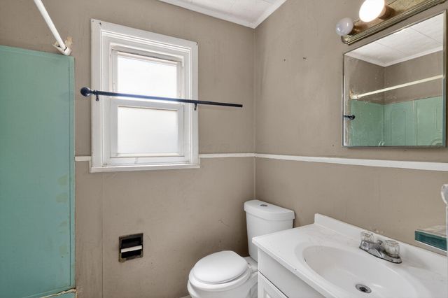 4487 Dundee Avenue, Columbus, OH 43227