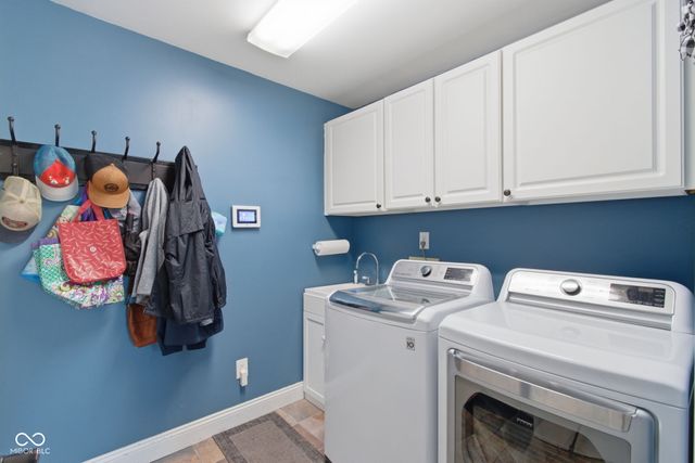 609 Merrimac Drive, Westfield, IN 46074