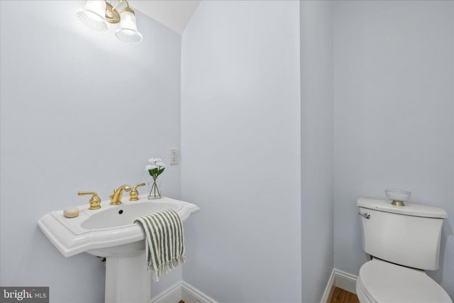 8 EDGEWOOD DR, Ocean Pines, MD 21811