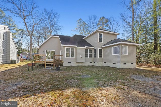8 EDGEWOOD DR, Ocean Pines, MD 21811