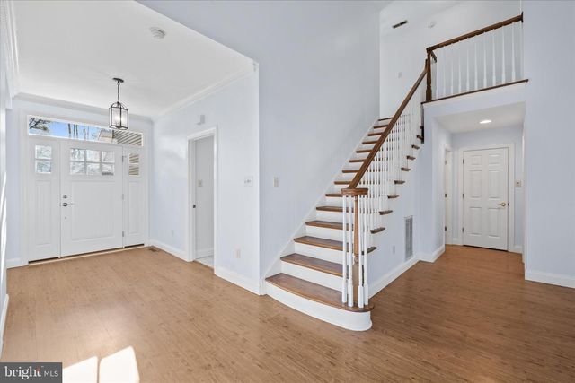 8 EDGEWOOD DR, Ocean Pines, MD 21811