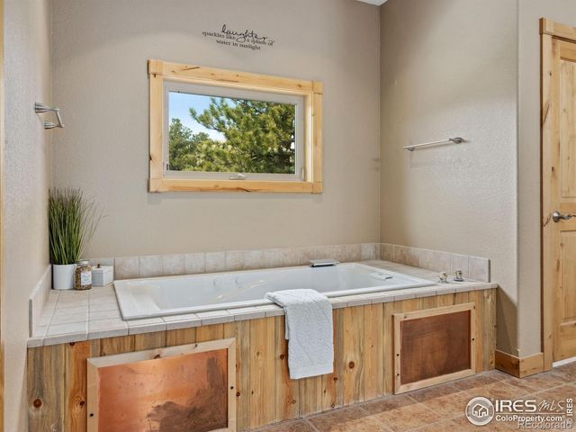 557 Grand Estates Drive, Estes Park, CO 80517