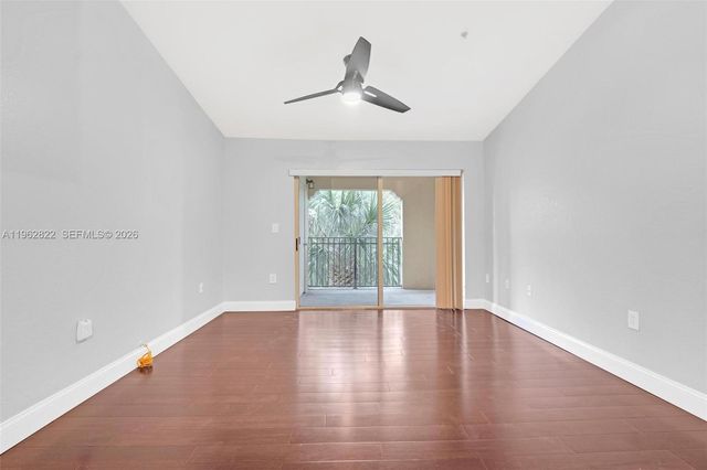 2586 Centergate Dr 303, Miramar, FL 33025