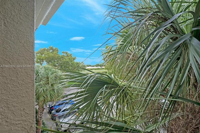 2586 Centergate Dr 303, Miramar, FL 33025