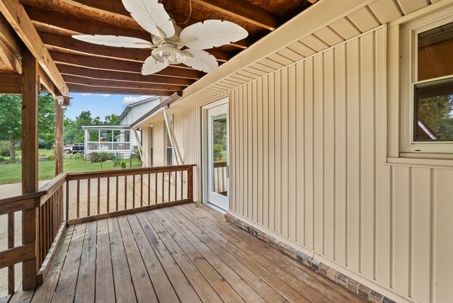1301 Rivermont Dr, Gallatin, TN 37066
