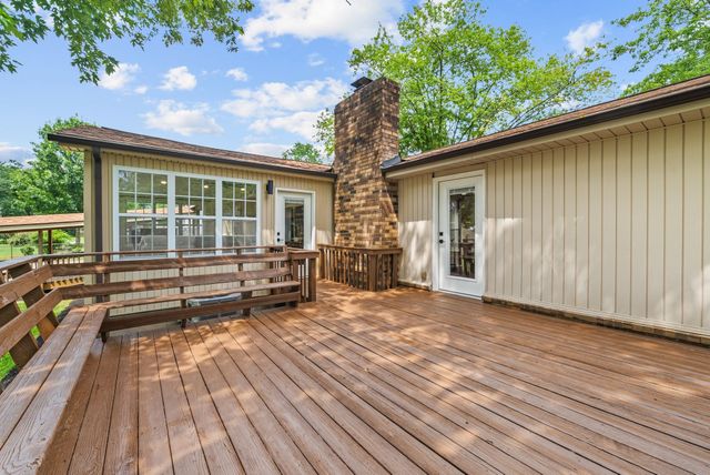1301 Rivermont Dr, Gallatin, TN 37066