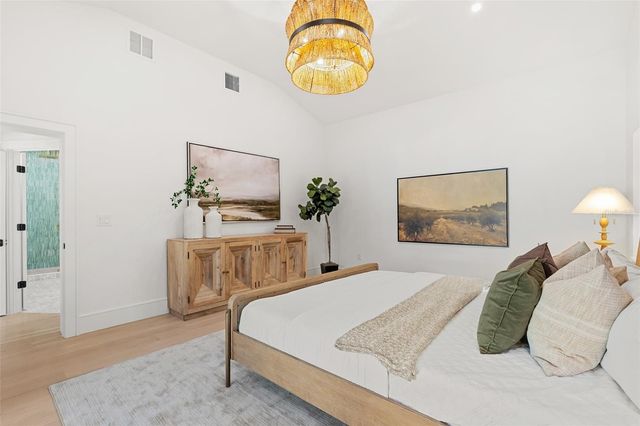 1834 BOUGAINVILLEA STREET, Sarasota, FL 34239