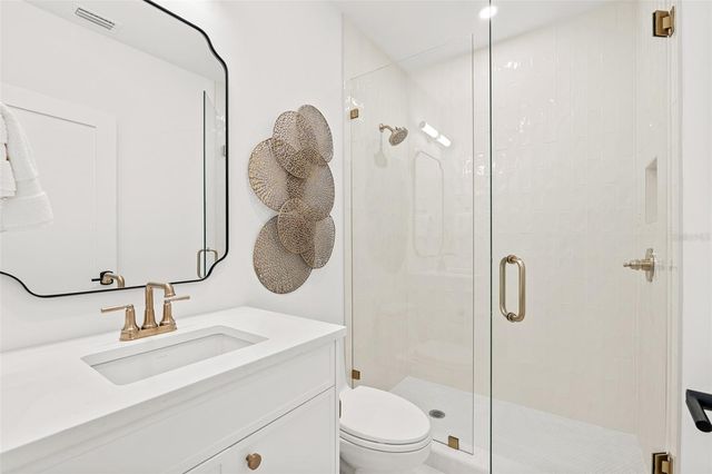 1834 BOUGAINVILLEA STREET, Sarasota, FL 34239