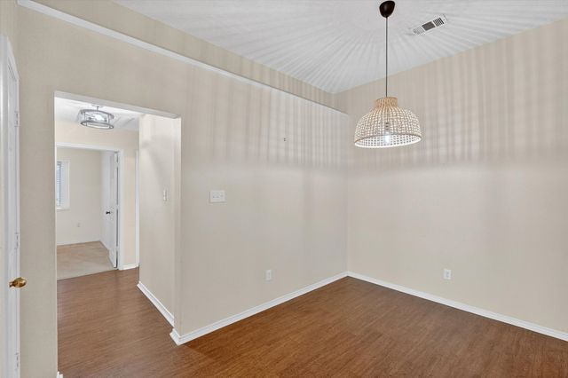 3033 Blue Jay Lane, Midlothian, TX 76065