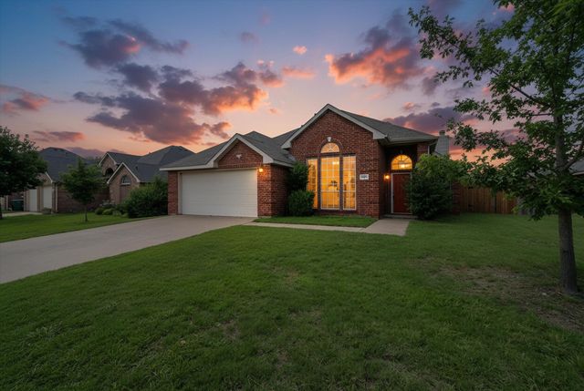 3033 Blue Jay Lane, Midlothian, TX 76065