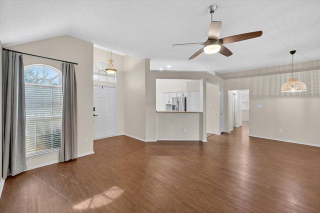 3033 Blue Jay Lane, Midlothian, TX 76065