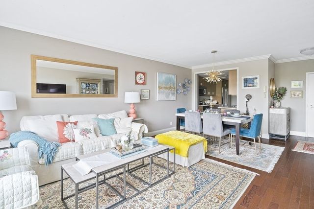 492 Beacon St 45, Boston, MA 02115