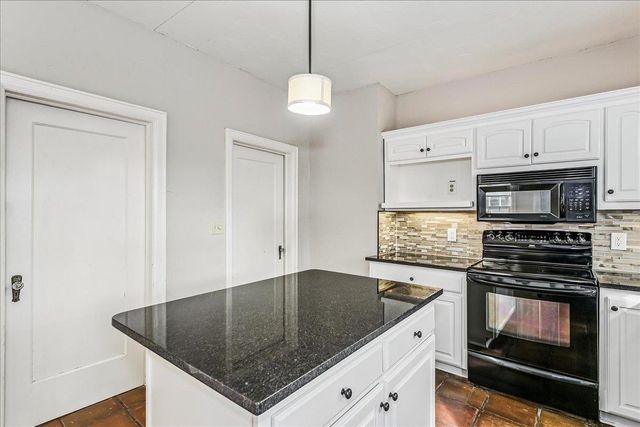 1506 N WOODROW AVE, Wichita, KS 67203