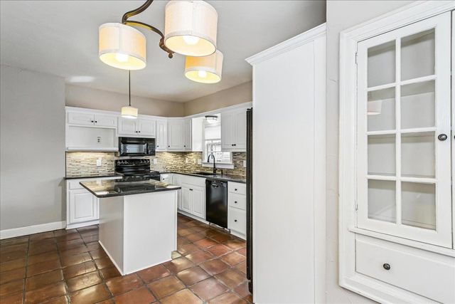 1506 N WOODROW AVE, Wichita, KS 67203