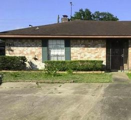 7813 S Gessner Road, Houston, TX 77036