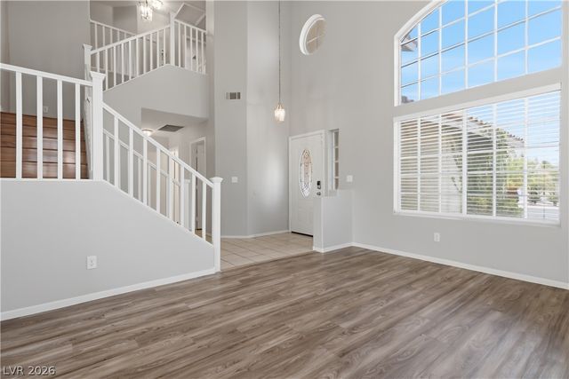9221 Valador Avenue, Las Vegas, NV 89129