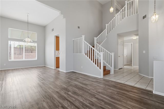 9221 Valador Avenue, Las Vegas, NV 89129