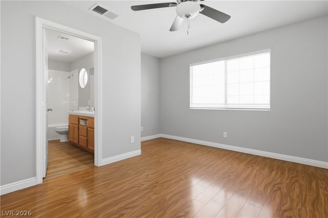 9221 Valador Avenue, Las Vegas, NV 89129